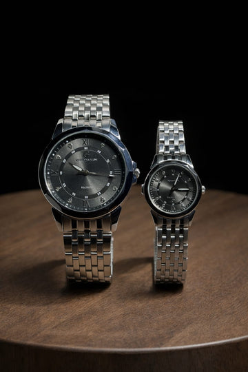 Couple Silver Stainlless Steel Watches